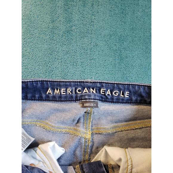 American Eagle Outfitters Classic Blue Slim Straight Jeans - Picture 3 of 14